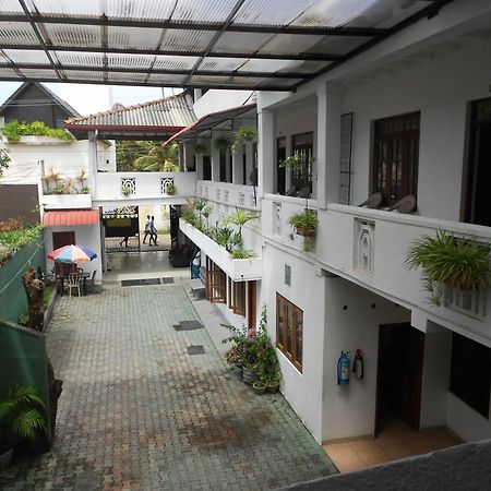 Shanith Guesthouse Negombo Luaran gambar