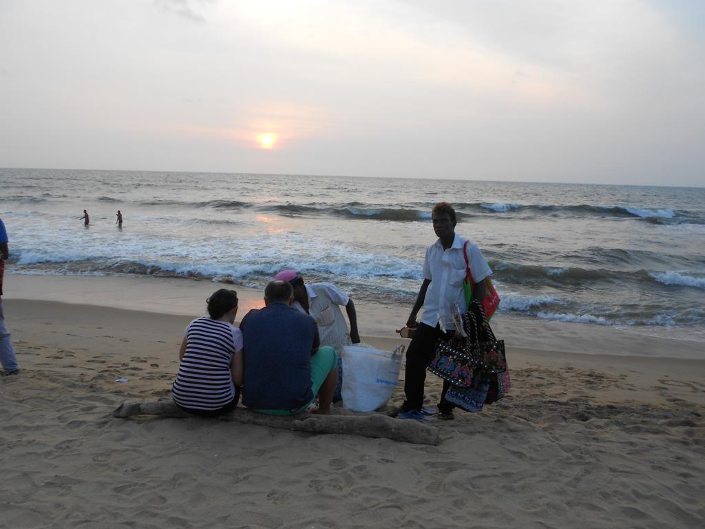 Shanith Guesthouse Negombo Luaran gambar