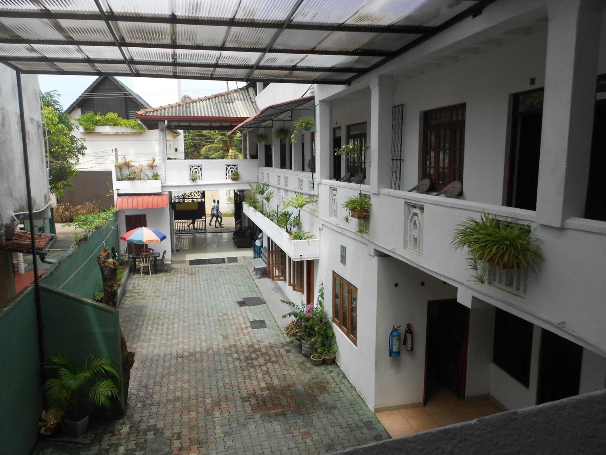Shanith Guesthouse Negombo Luaran gambar